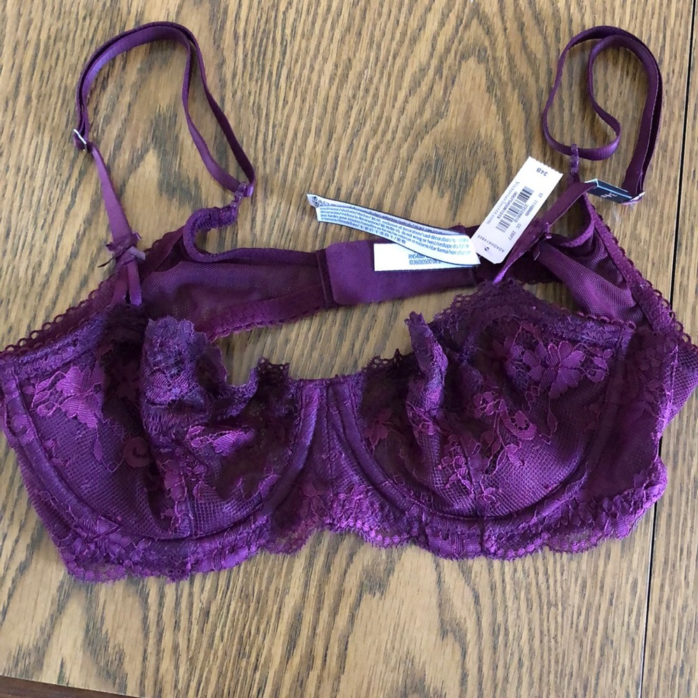 Brand new VS lingerie/bra
